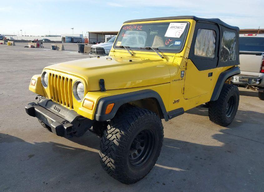 Photo 2 of 2000 Jeep Wrangler SE (VIN 1J4FA29P8YP799185)