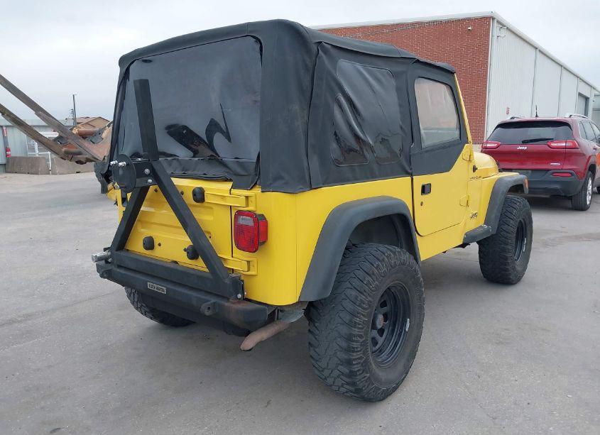 Photo 4 of 2000 Jeep Wrangler SE (VIN 1J4FA29P8YP799185)