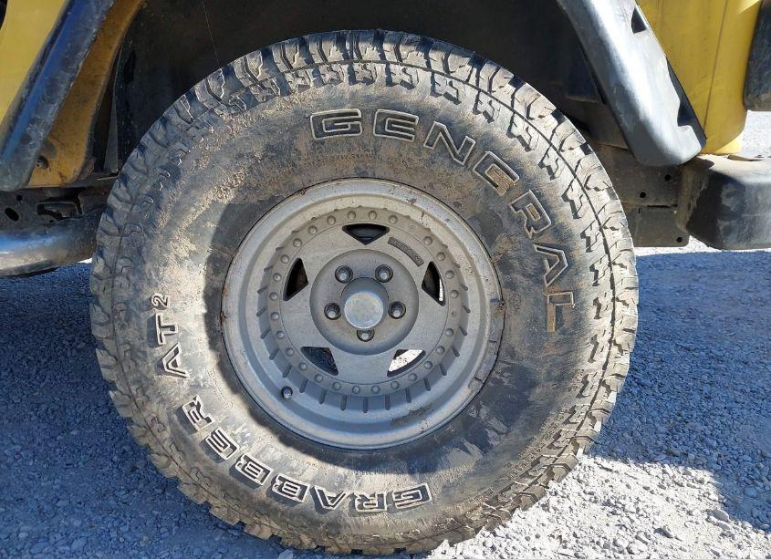 Photo 12 of 2000 Jeep Wrangler SE (VIN 1J4FA29PXYP786955)