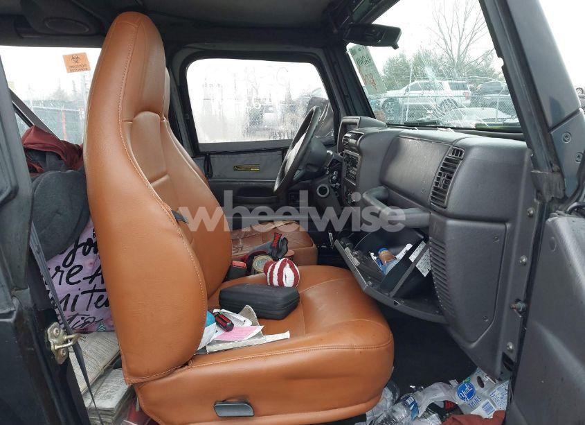 Photo 5 of 2002 Jeep Wrangler X (VIN 1J4FA39S12P770533)