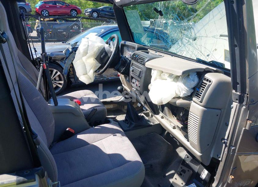 Photo 5 of 2005 Jeep Wrangler X (VIN 1J4FA39S15P305528)