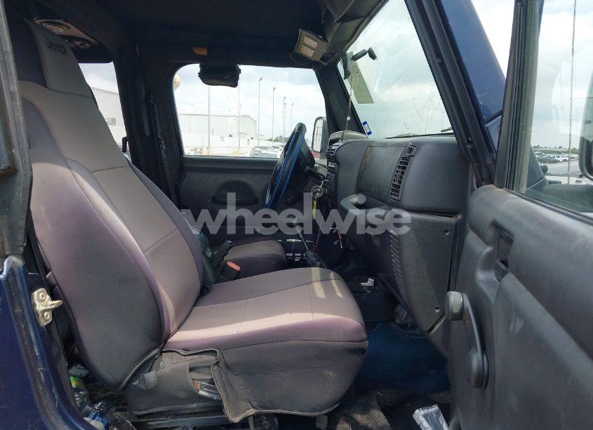 Photo 5 of 2005 Jeep Wrangler X (VIN 1J4FA39S15P320367)