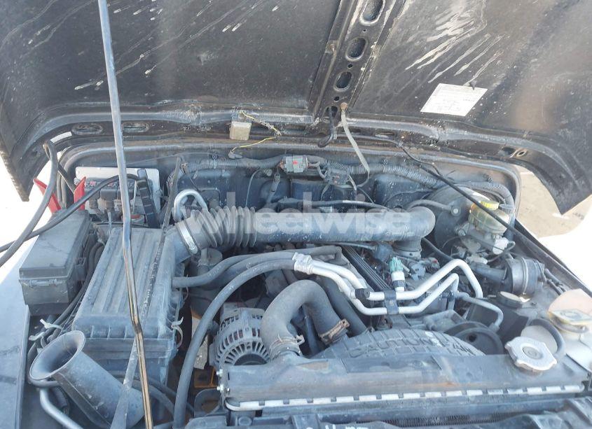 Photo 10 of 2005 Jeep Wrangler X (VIN 1J4FA39S15P346810)