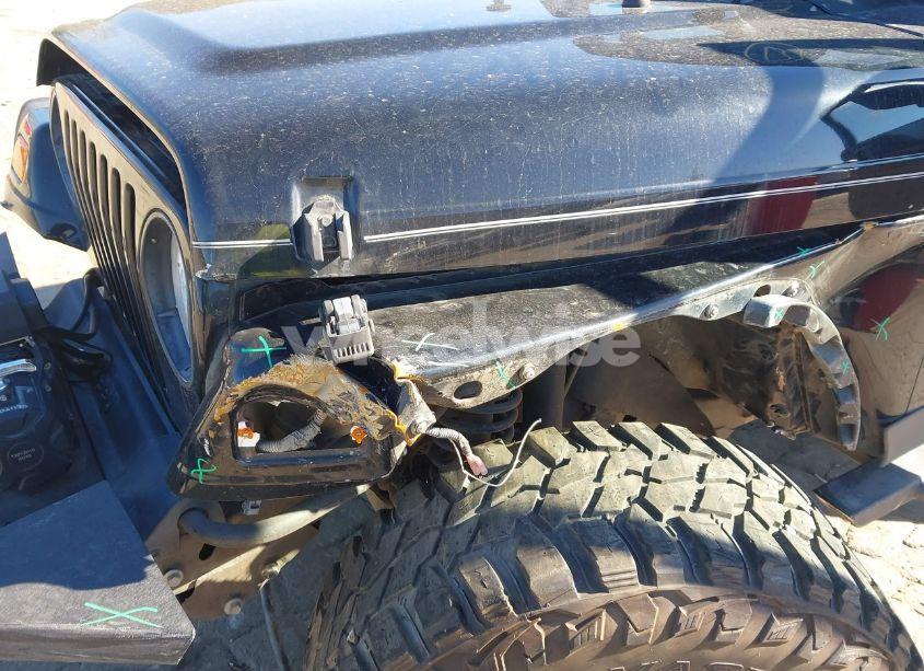 Photo 6 of 2005 Jeep Wrangler X (VIN 1J4FA39S15P346810)