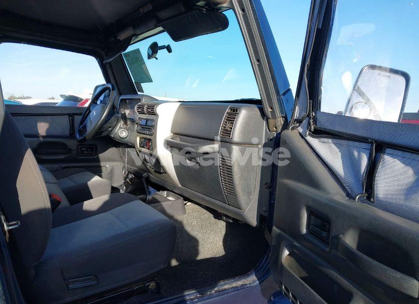 Photo 5 of 2005 Jeep Wrangler X (VIN 1J4FA39S15P389091)