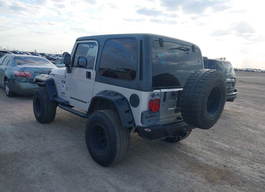 Photo 3 of 2003 Jeep Wrangler X (VIN 1J4FA39S23P344562)