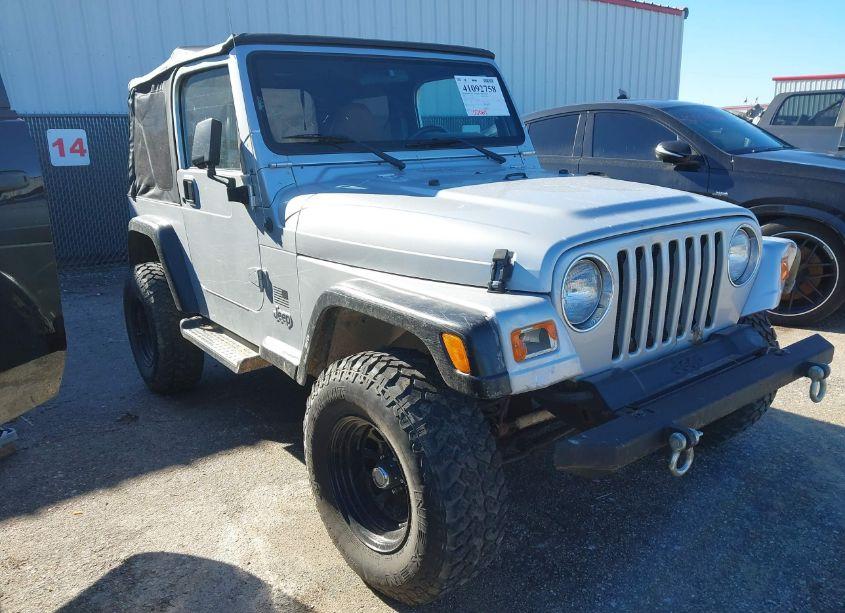 2002 Jeep Wrangler X (VIN 1J4FA39S42P742158) main photo