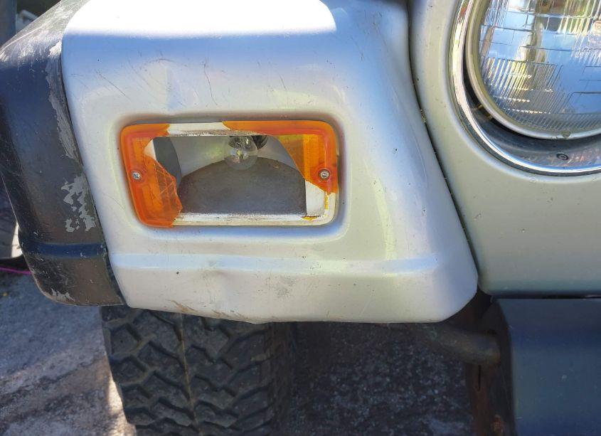 Photo 13 of 2002 Jeep Wrangler X (VIN 1J4FA39S42P742158)