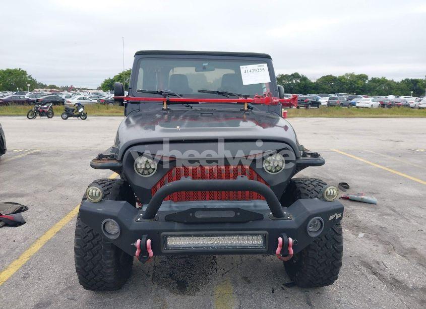 Photo 12 of 2006 Jeep Wrangler X (VIN 1J4FA39S46P788627)