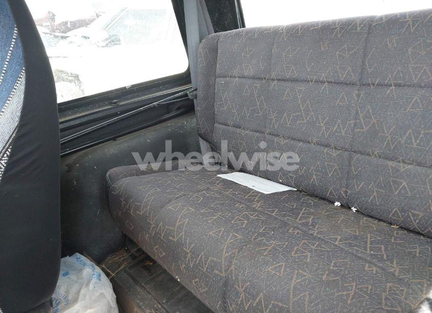 Photo 8 of 2002 Jeep Wrangler X (VIN 1J4FA39S82P707610)