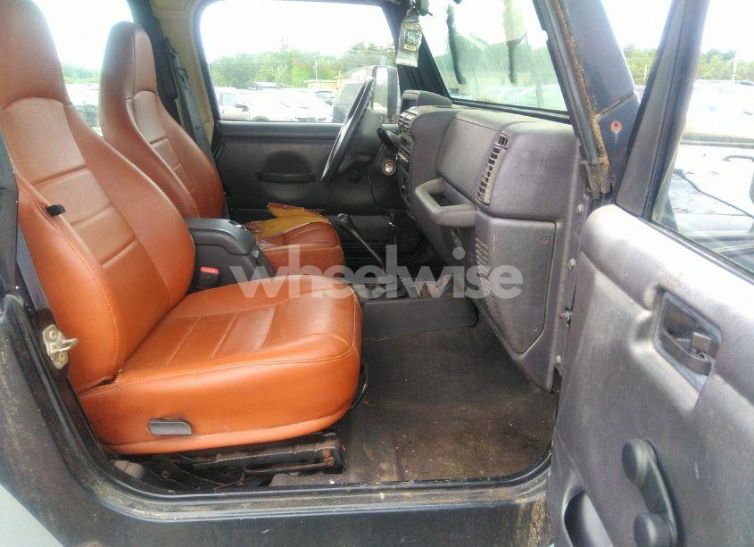 Photo 5 of 2002 Jeep Wrangler X (VIN 1J4FA39S82P751915)