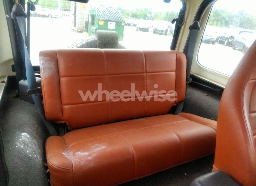 Photo 8 of 2002 Jeep Wrangler X (VIN 1J4FA39S82P751915)