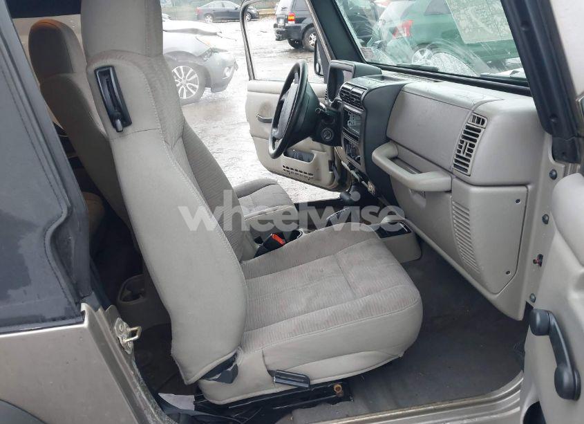 Photo 5 of 2004 Jeep Wrangler X (VIN 1J4FA39S84P712809)