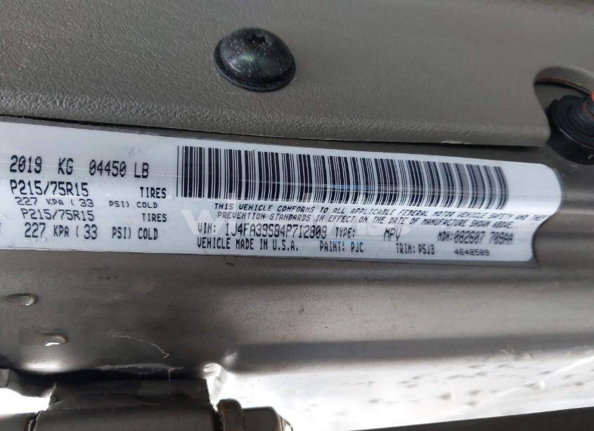 Photo 9 of 2004 Jeep Wrangler X (VIN 1J4FA39S84P712809)