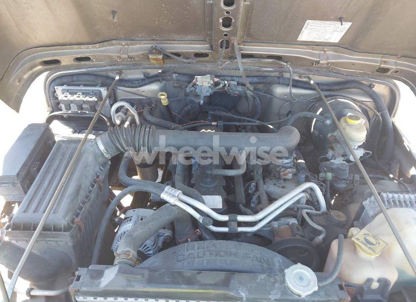 Photo 10 of 2004 Jeep Wrangler X (VIN 1J4FA39S84P737774)