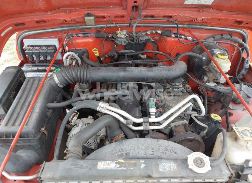 Photo 10 of 2005 Jeep Wrangler X (VIN 1J4FA39S85P312668)