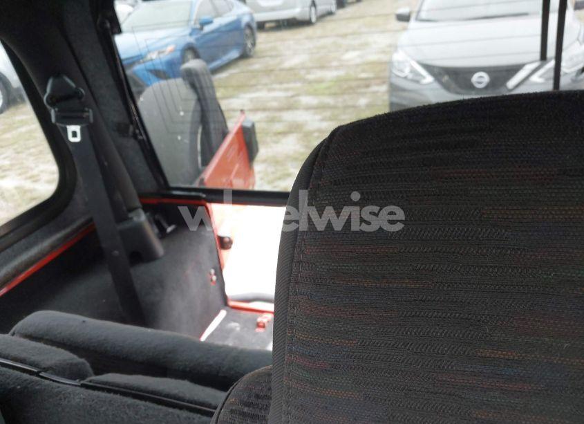 Photo 8 of 2005 Jeep Wrangler X (VIN 1J4FA39S85P312668)