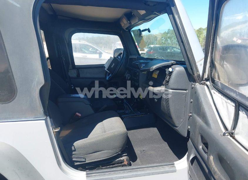 Photo 5 of 2006 Jeep Wrangler X (VIN 1J4FA39S86P743660)