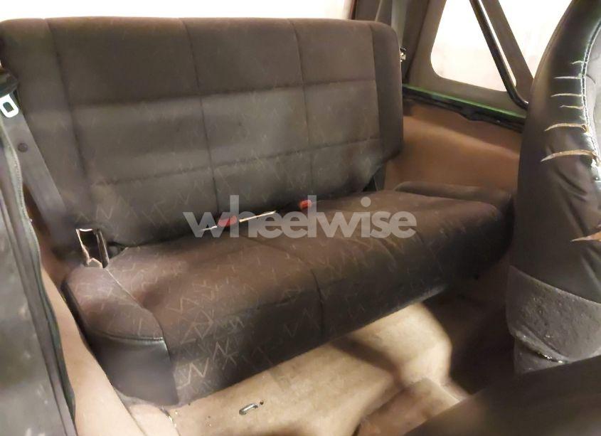 Photo 8 of 2002 Jeep Wrangler X (VIN 1J4FA39S92P772403)