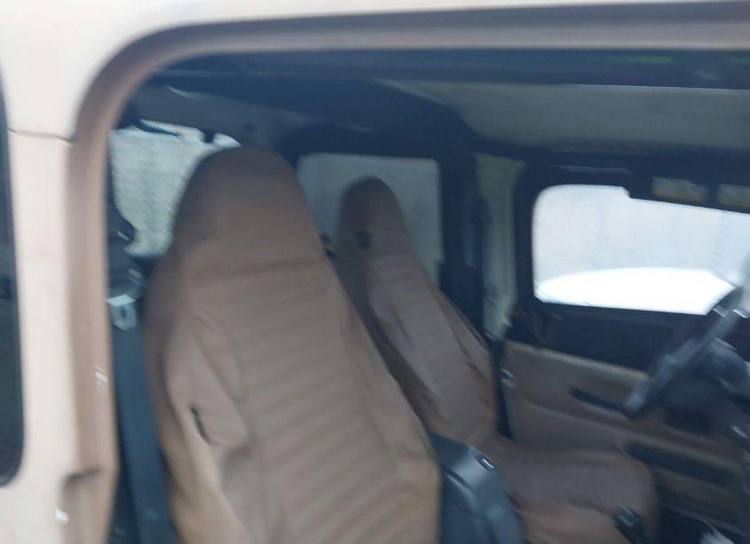 Photo 8 of 2004 Jeep Wrangler X (VIN 1J4FA39S94P716111)