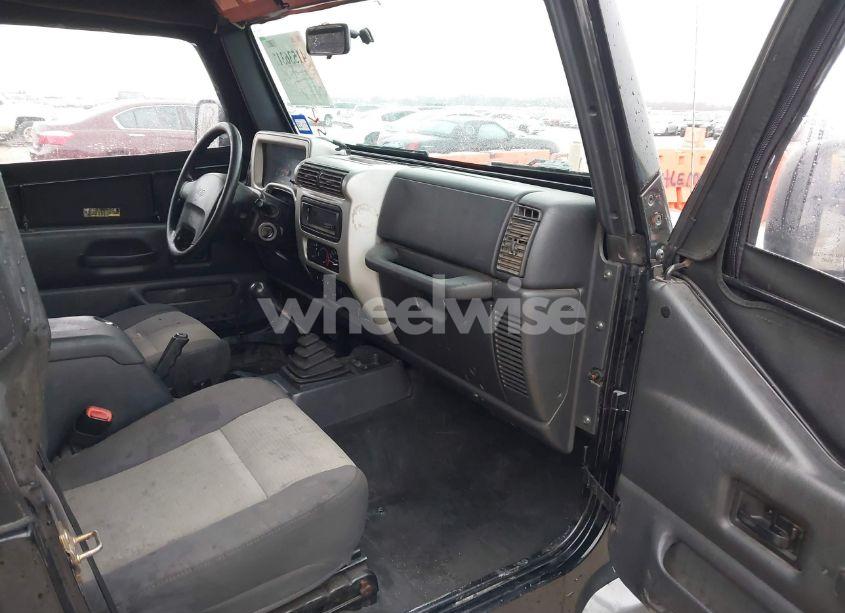 Photo 5 of 2004 Jeep Wrangler X (VIN 1J4FA39S94P725861)