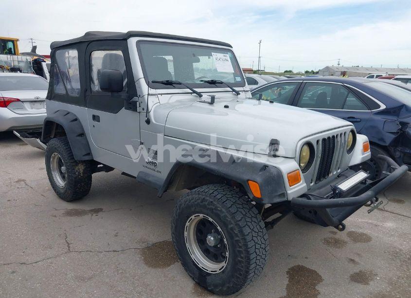 2005 Jeep Wrangler X (VIN 1J4FA39S95P370868) main photo