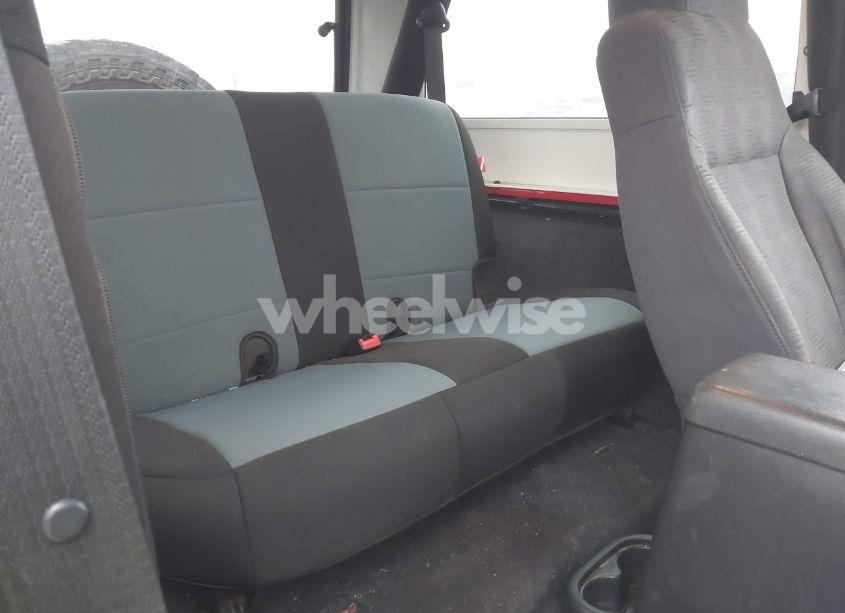 Photo 8 of 2005 Jeep Wrangler UNLIMITED (VIN 1J4FA44S15P365113)