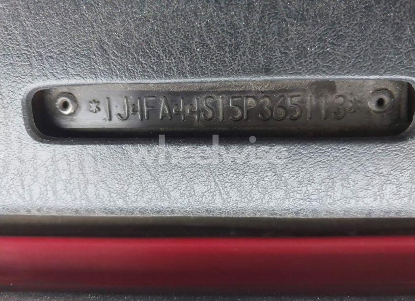 Photo 9 of 2005 Jeep Wrangler UNLIMITED (VIN 1J4FA44S15P365113)