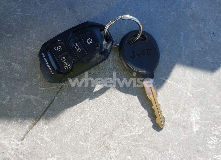 Photo 11 of 2005 Jeep Wrangler UNLIMITED (VIN 1J4FA44S95P335387)