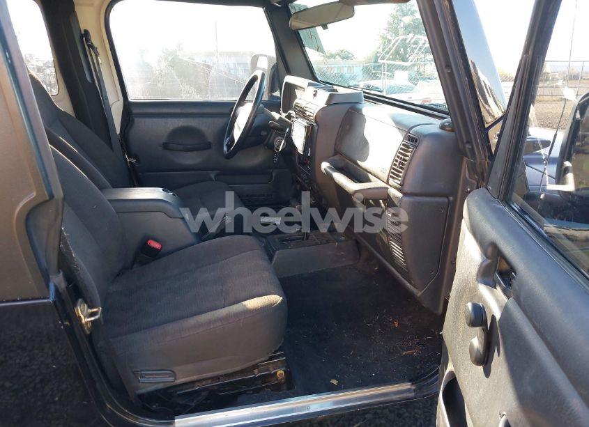 Photo 5 of 2005 Jeep Wrangler UNLIMITED (VIN 1J4FA44S95P335387)