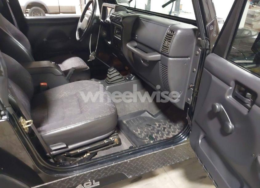 Photo 5 of 2002 Jeep Wrangler SPORT (VIN 1J4FA49S02P704741)