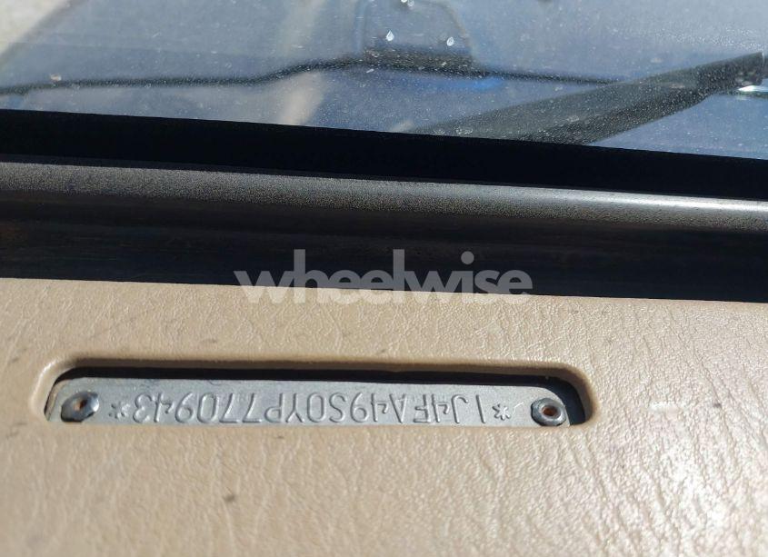 Photo 9 of 2000 Jeep Wrangler SPORT (VIN 1J4FA49S0YP770943)