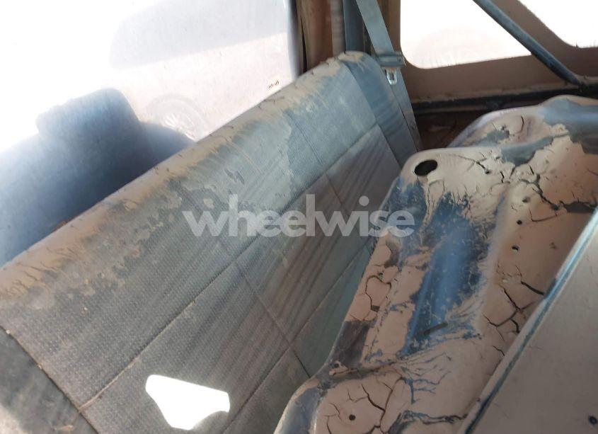 Photo 8 of 2000 Jeep Wrangler SPORT (VIN 1J4FA49S1YP703915)