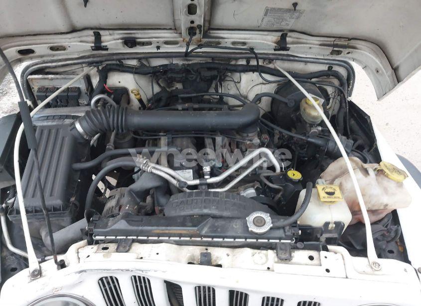 Photo 10 of 2005 Jeep Wrangler SPORT (VIN 1J4FA49S25P352170)