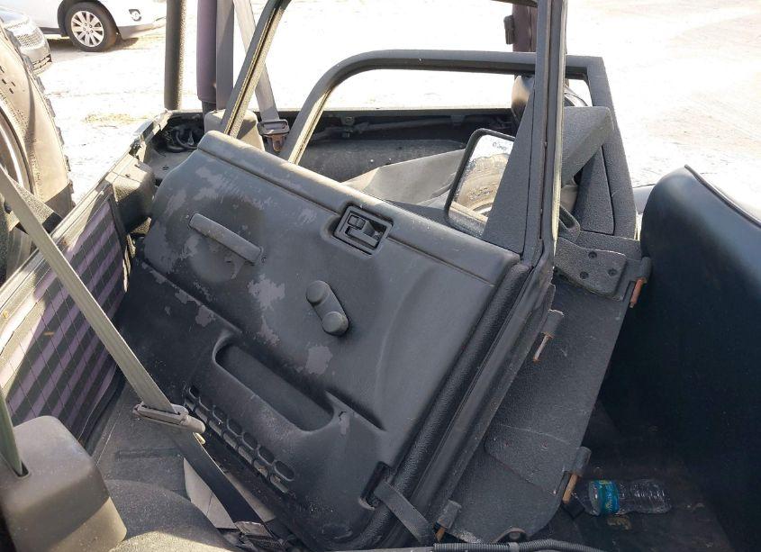 Photo 14 of 2000 Jeep Wrangler SPORT (VIN 1J4FA49S4YP786482)