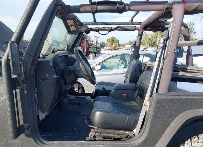Photo 6 of 2000 Jeep Wrangler SPORT (VIN 1J4FA49S4YP786482)