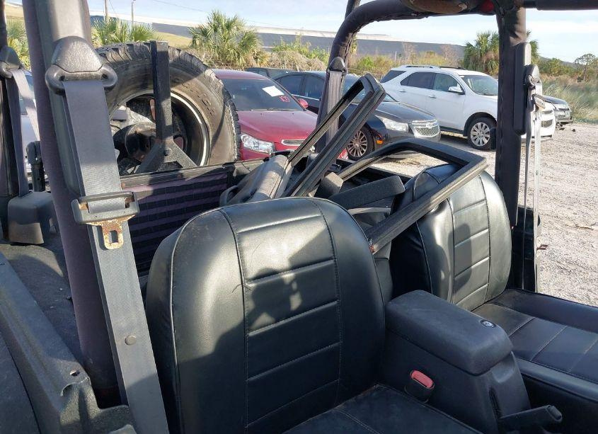 Photo 8 of 2000 Jeep Wrangler SPORT (VIN 1J4FA49S4YP786482)