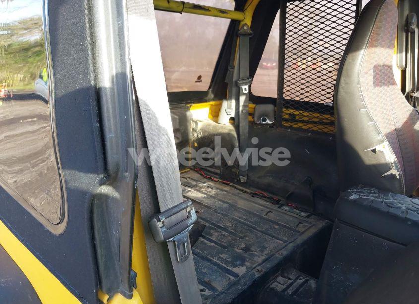 Photo 8 of 2000 Jeep Wrangler SPORT (VIN 1J4FA49S6YP753628)