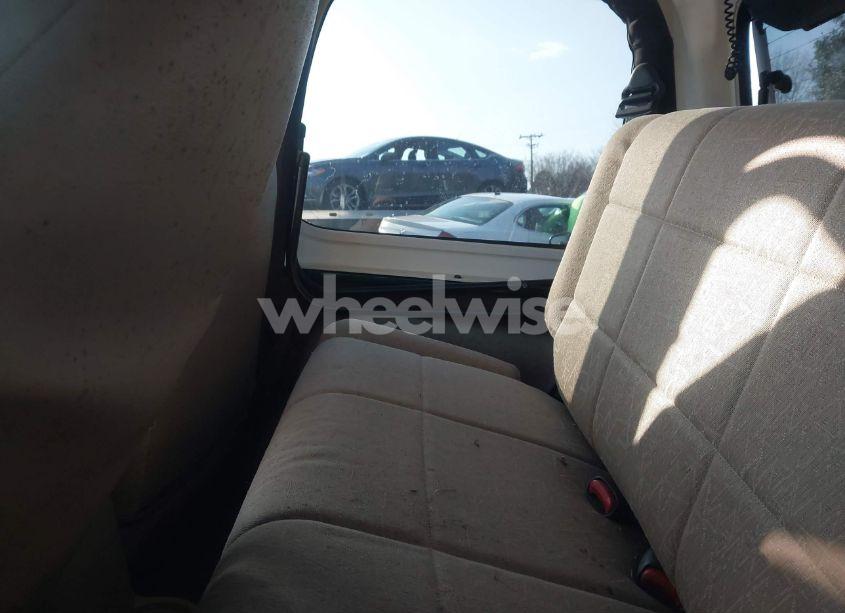 Photo 8 of 2001 Jeep Wrangler SPORT (VIN 1J4FA49S71P315061)