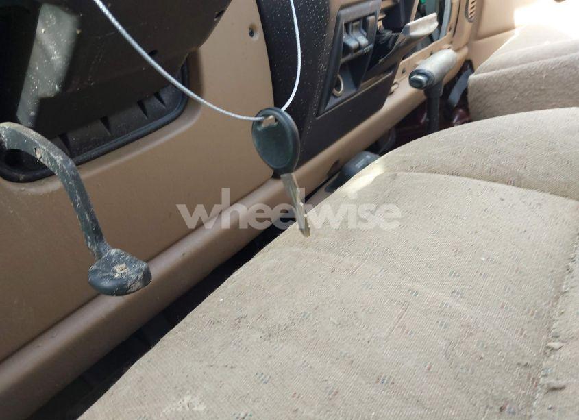 Photo 11 of 2001 Jeep Wrangler SPORT (VIN 1J4FA49S71P325542)