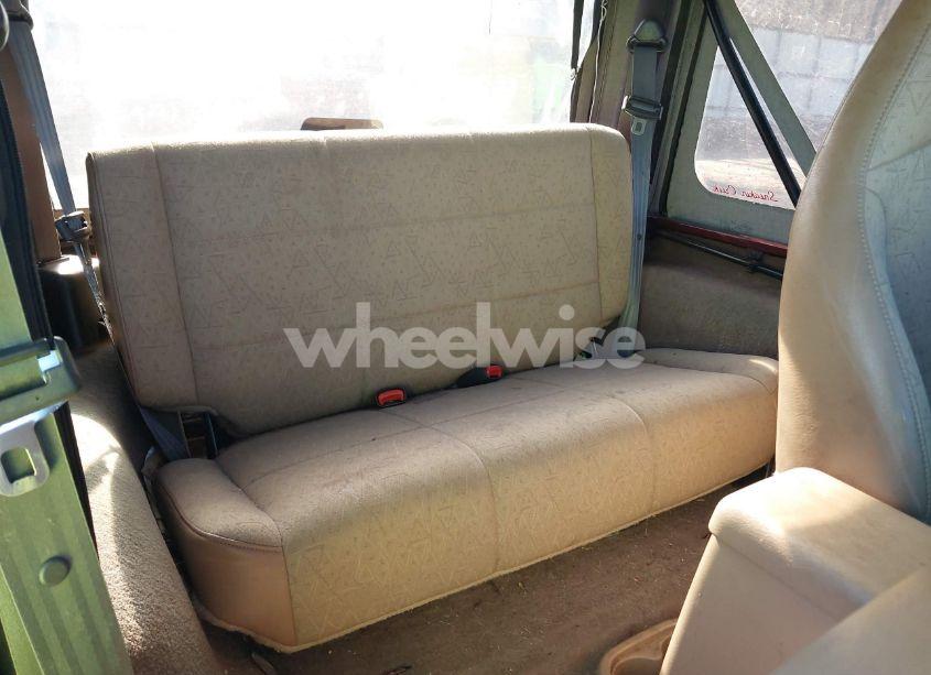 Photo 8 of 2002 Jeep Wrangler SPORT (VIN 1J4FA49S82P701649)