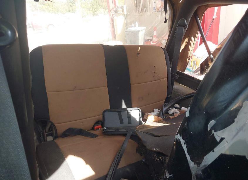 Photo 8 of 2005 Jeep Wrangler SPORT (VIN 1J4FA49S95P314970)