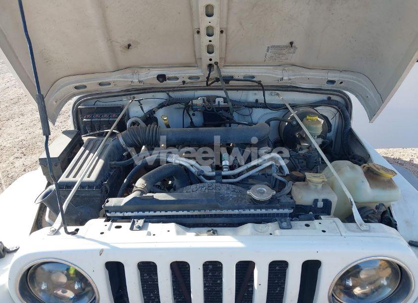 Photo 10 of 2005 Jeep Wrangler SPORT (VIN 1J4FA49SX5P336380)