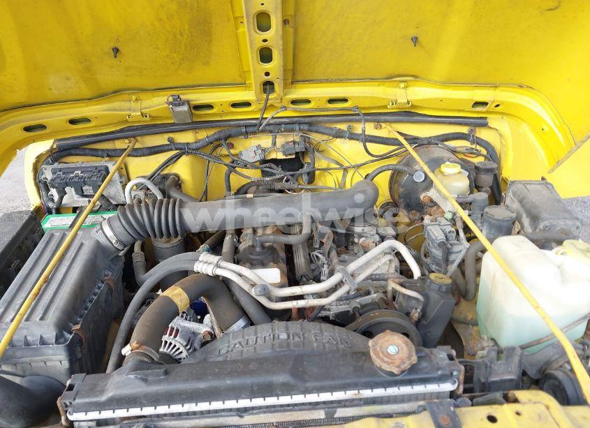 Photo 10 of 2000 Jeep Wrangler SPORT (VIN 1J4FA49SXYP777592)