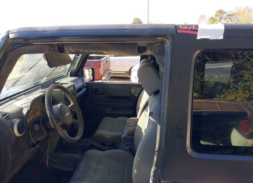 Photo 12 of 2007 Jeep Wrangler SAHARA (VIN 1J4FA54107L134226)