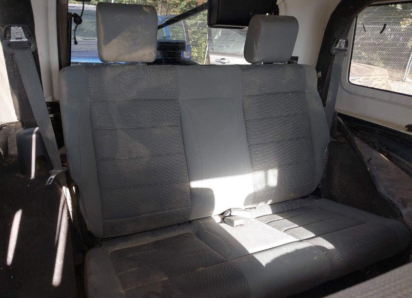 Photo 8 of 2007 Jeep Wrangler SAHARA (VIN 1J4FA54107L134226)