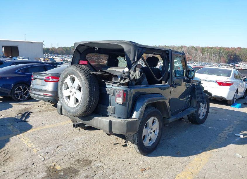 Photo 4 of 2007 Jeep Wrangler SAHARA (VIN 1J4FA54107L202136)