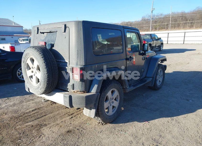 Photo 4 of 2008 Jeep Wrangler SAHARA (VIN 1J4FA54118L544633)