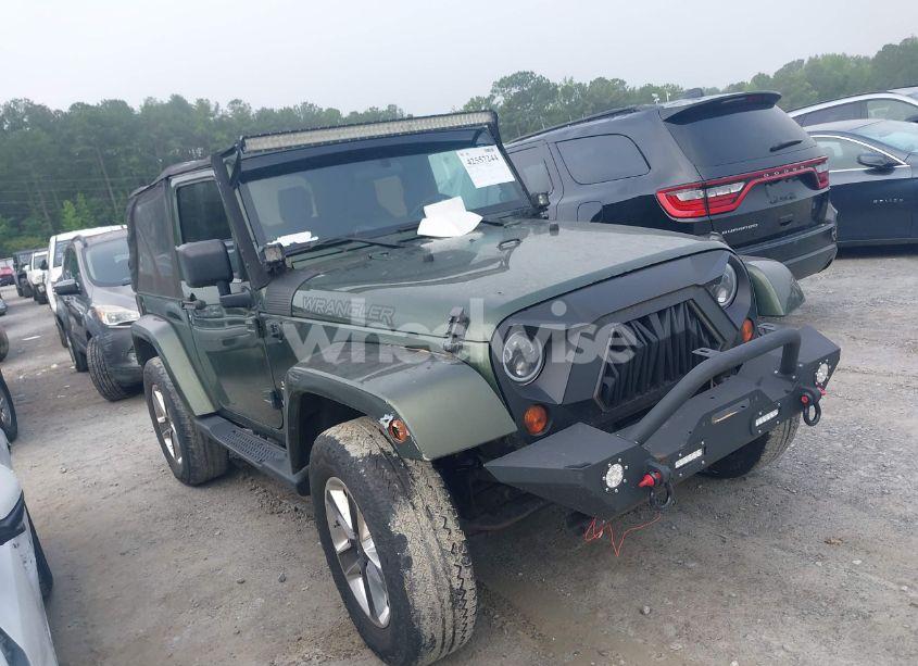 2008 Jeep Wrangler SAHARA (VIN 1J4FA54118L653044) main photo