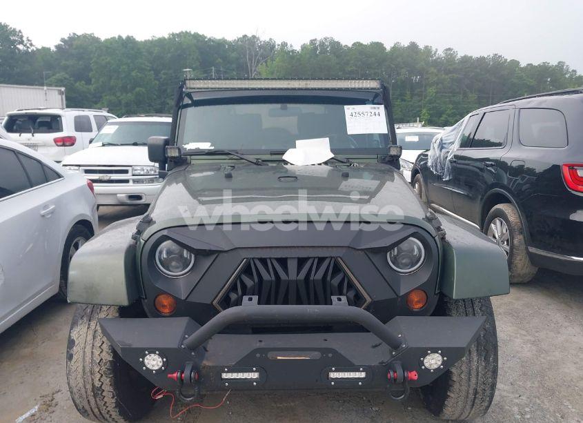 Photo 12 of 2008 Jeep Wrangler SAHARA (VIN 1J4FA54118L653044)
